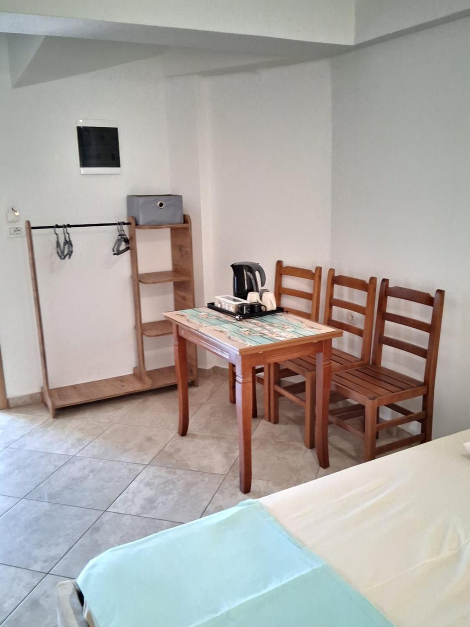 Rooms With View Himare Camera foto