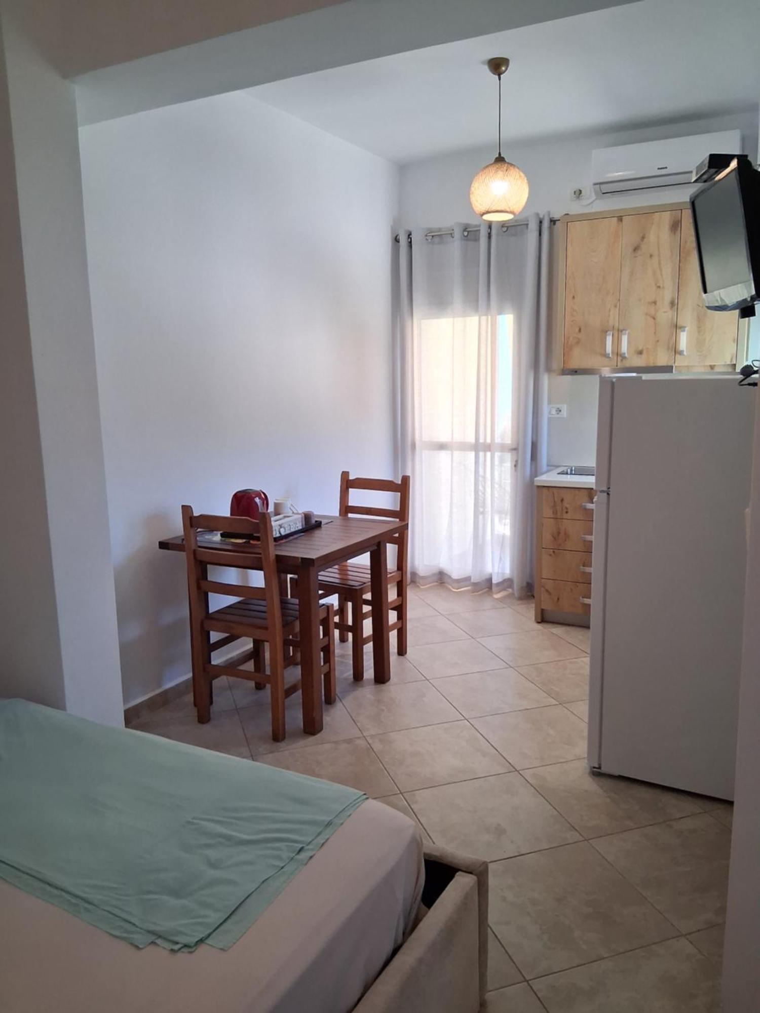 Rooms With View Himare Camera foto